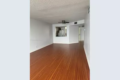 117 Lake Emerald Dr #202, Oakland Park, FL 33309 - Photo 11