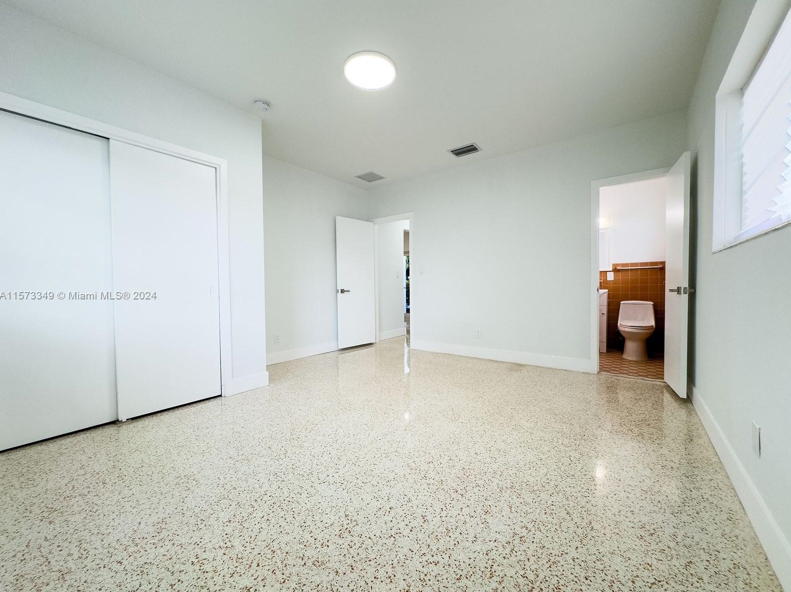 401 Malaga Ave, Miami FL 33134-6415 exterior