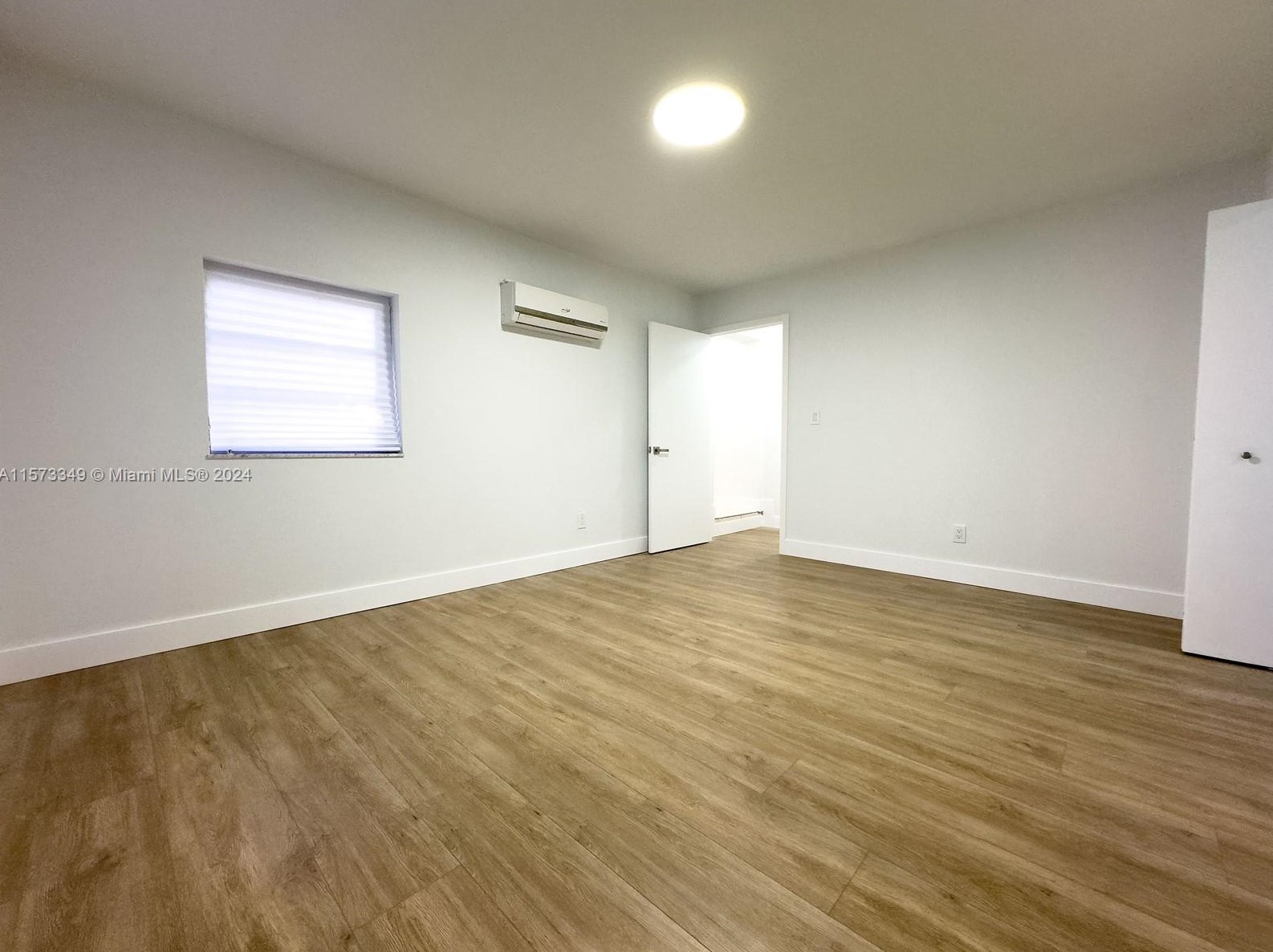 401 Malaga Ave, Miami FL 33134-6415 exterior