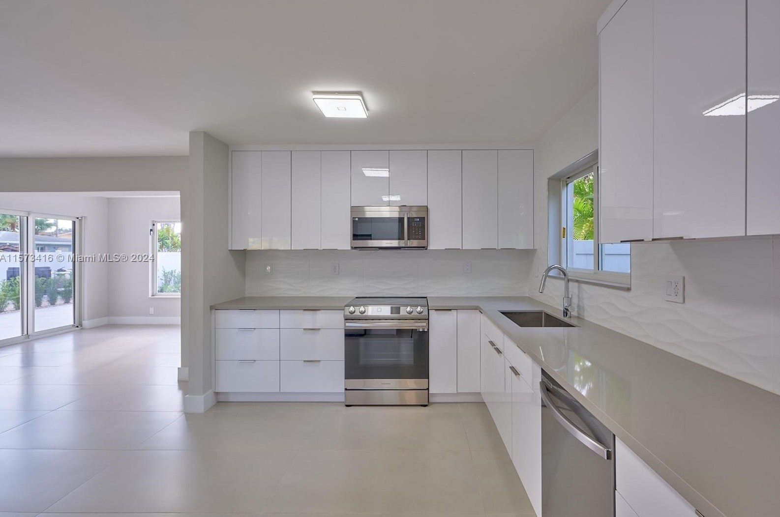 1104 13 Ter, Hollywood FL exterior