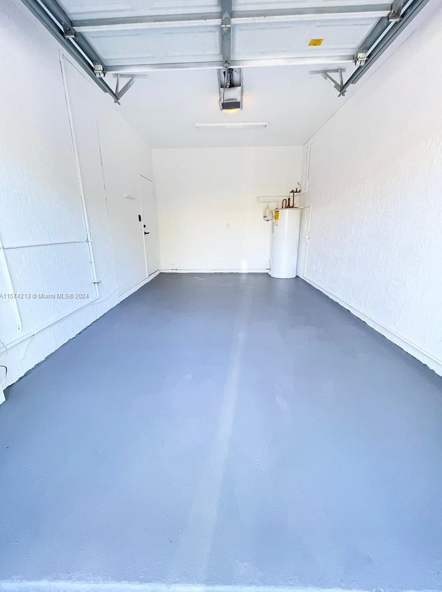 2307 Washington St, Hollywood FL  33020-5964 exterior