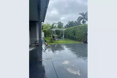 19790 SW 242nd St, Homestead, FL 33031 - Photo 3