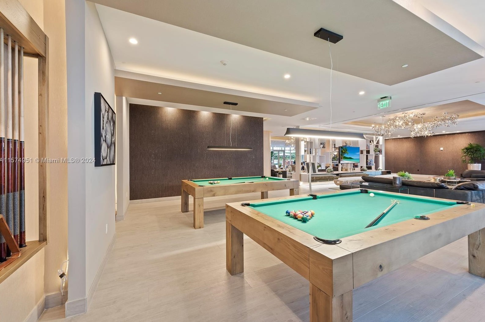 488 18th St, Miami FL  33132 exterior