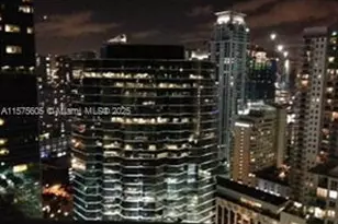 1300 Brickell Bay Dr, Miami, FL 33131 - Photo 23