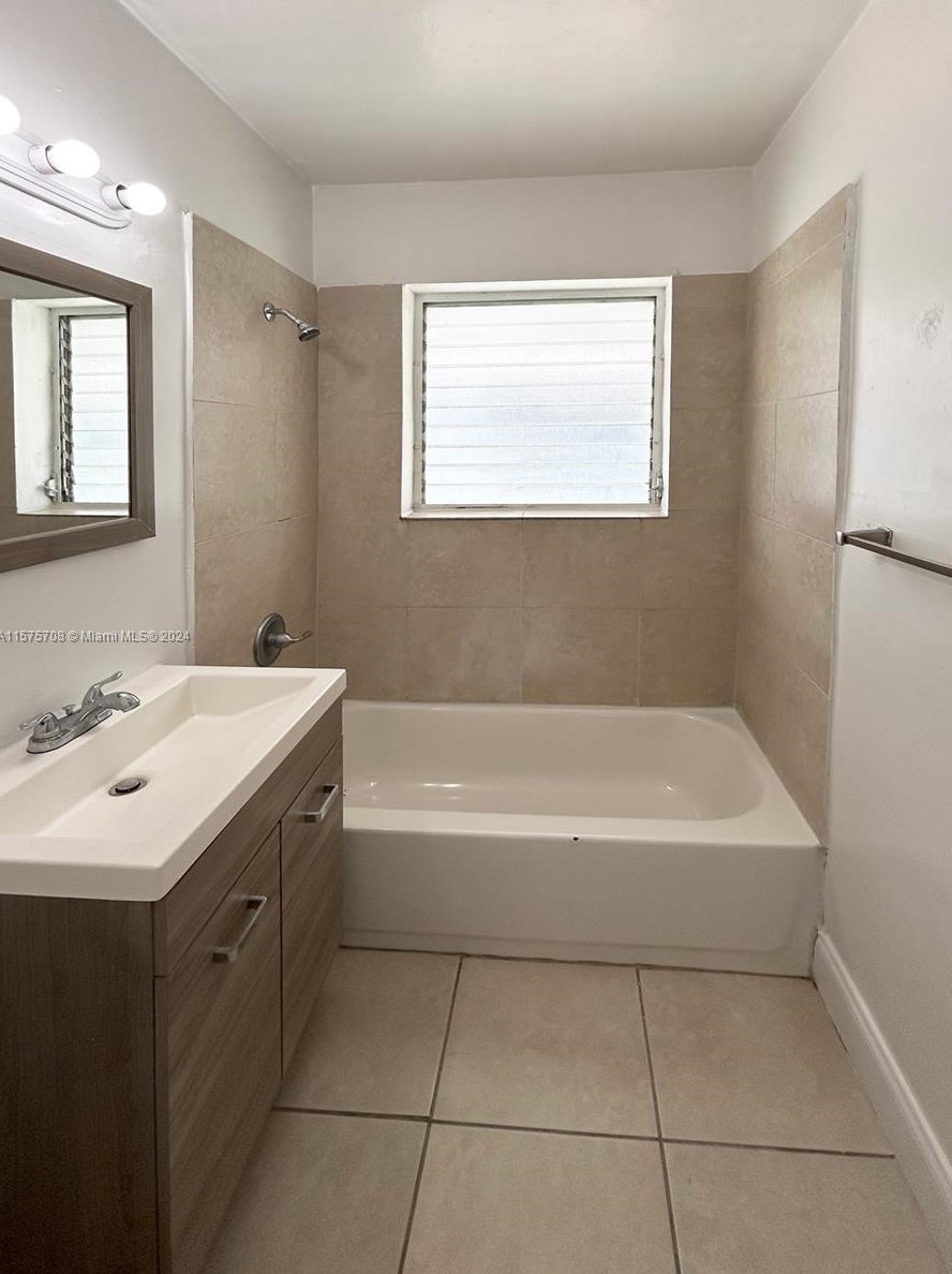 738 86th St, Miami FL 33138-3675 exterior