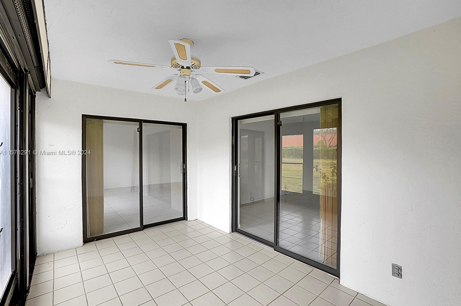 8093 Whispering Palm Dr, Boca Raton FL  33496-5145 exterior