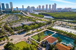 3460 NE 164th St, North Miami Beach, FL 33160 - Photo 15