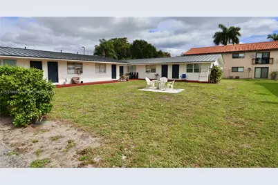 101 SE 4th Ave #1-7, Hallandale Beach, FL 33009 - Photo 9