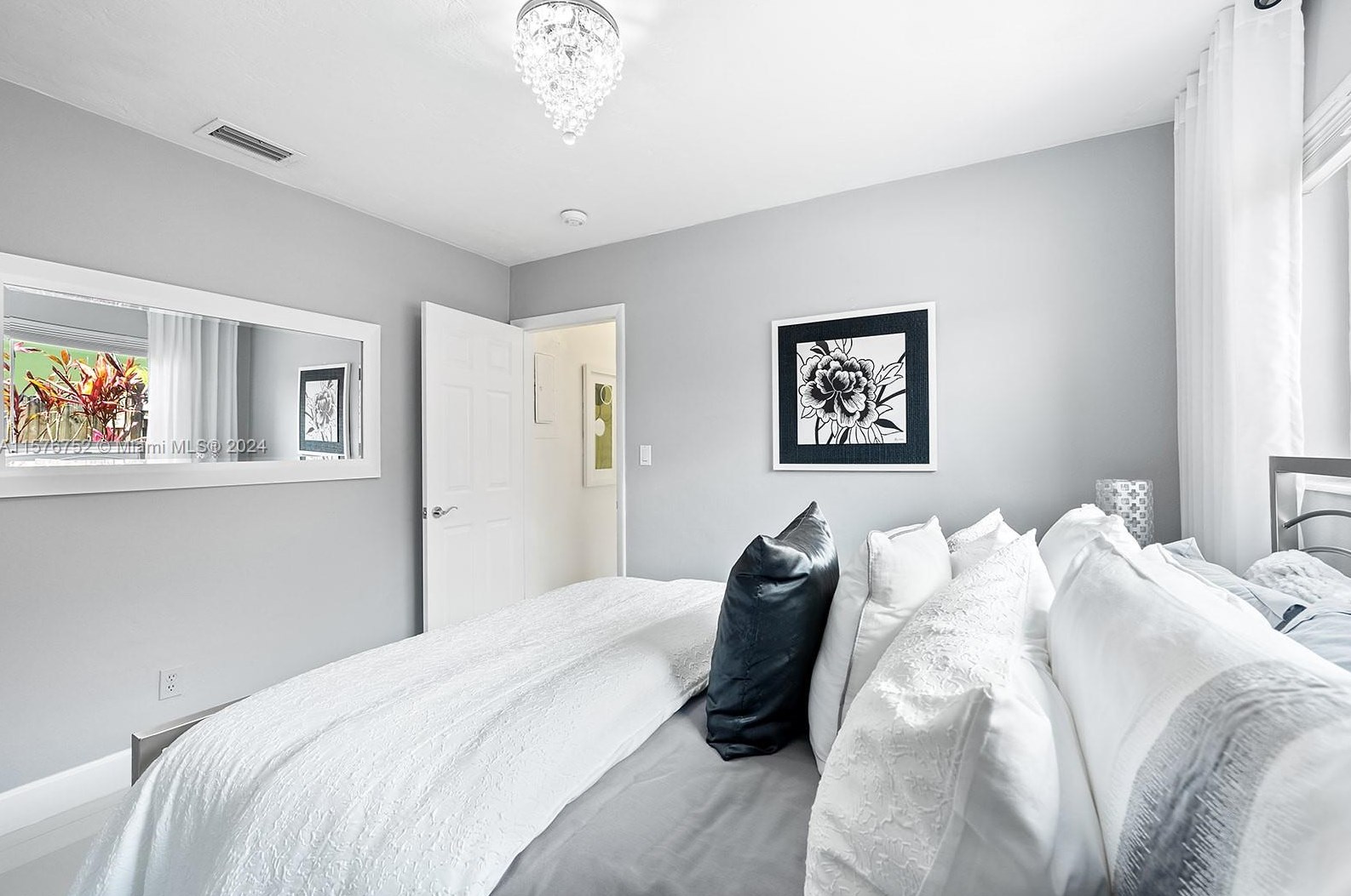 2080 82 Ter, Hollywood FL 33024-3171 exterior