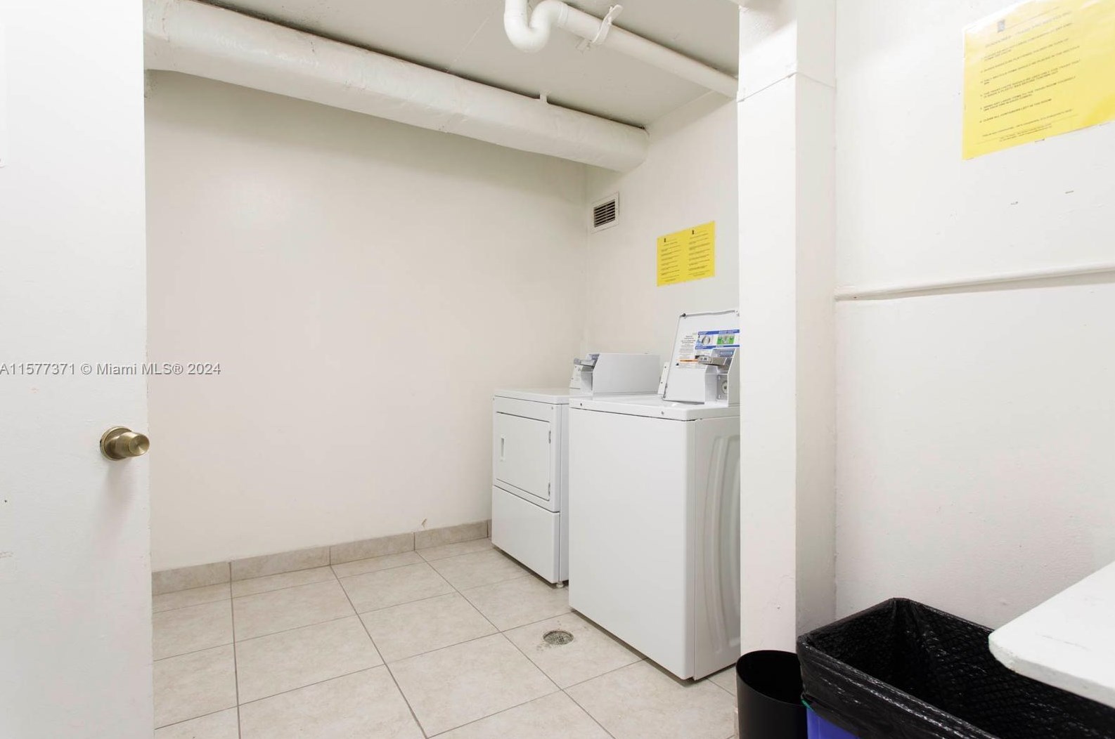 1001 91st St, Miami FL 33154-2797 exterior