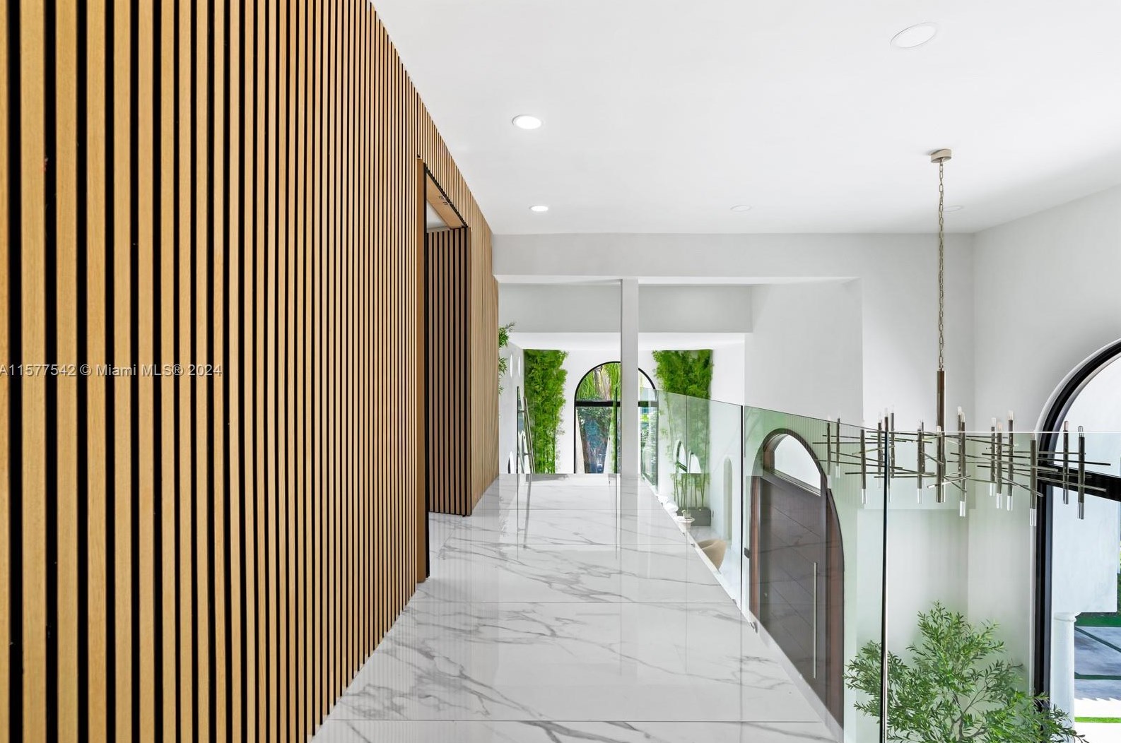 144 Paloma Dr, Miami FL 33143-6545 exterior