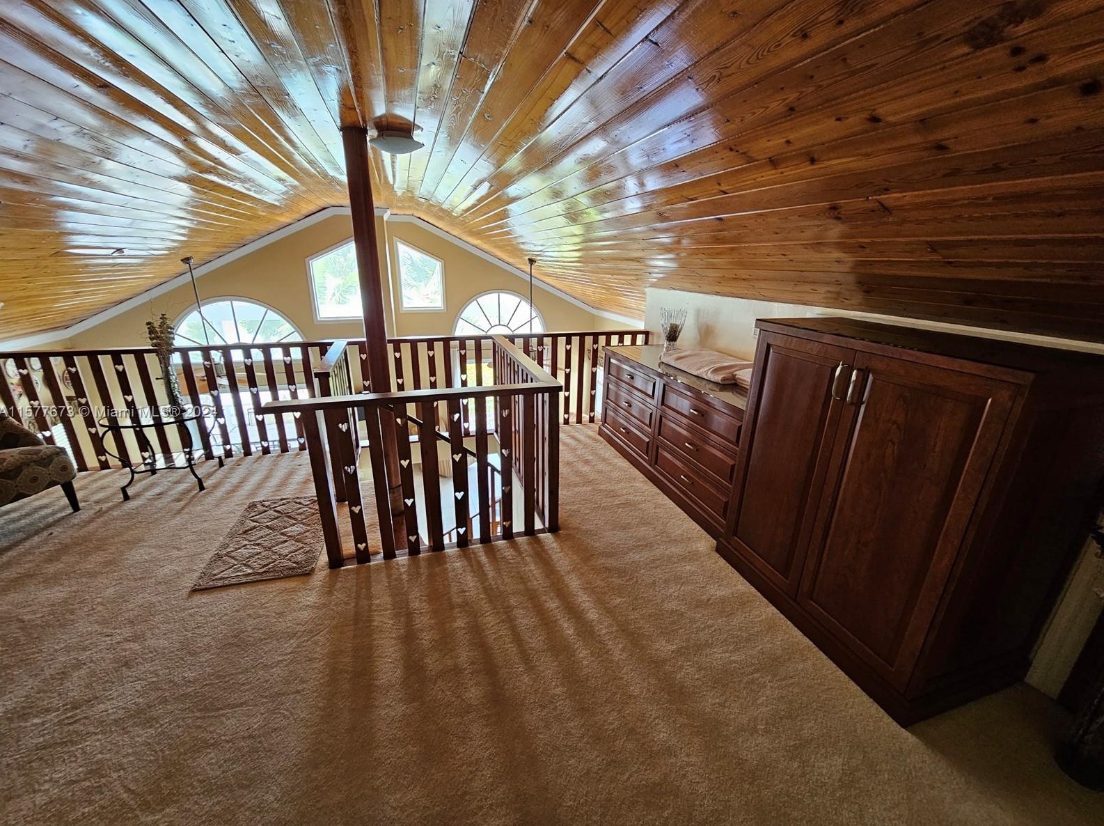 575 Hazel St, Key Largo FL 33037-3125 exterior