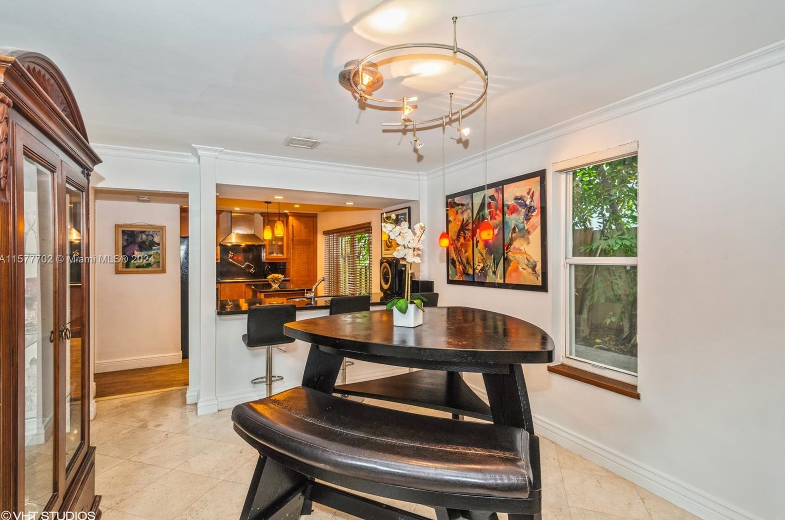 2141 Secoffee St, Miami FL 33133-3214 exterior