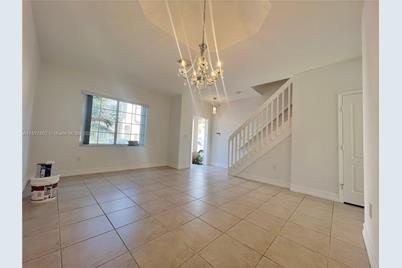 15800 SW 92nd Ave #14B - Photo 1