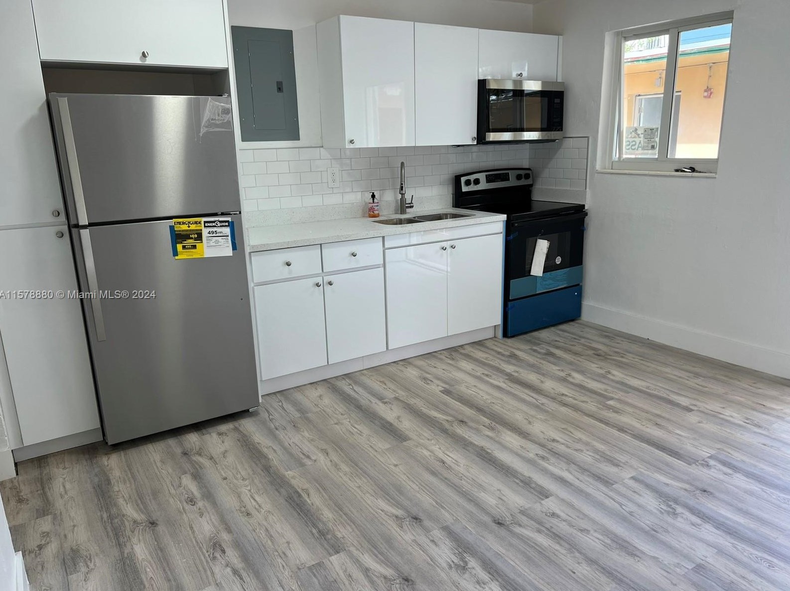 1630 18th St, Miami FL  33125-5714 exterior