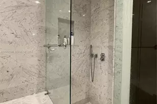 1000 Brickell Plaza, Miami, FL 33131 - Photo 11