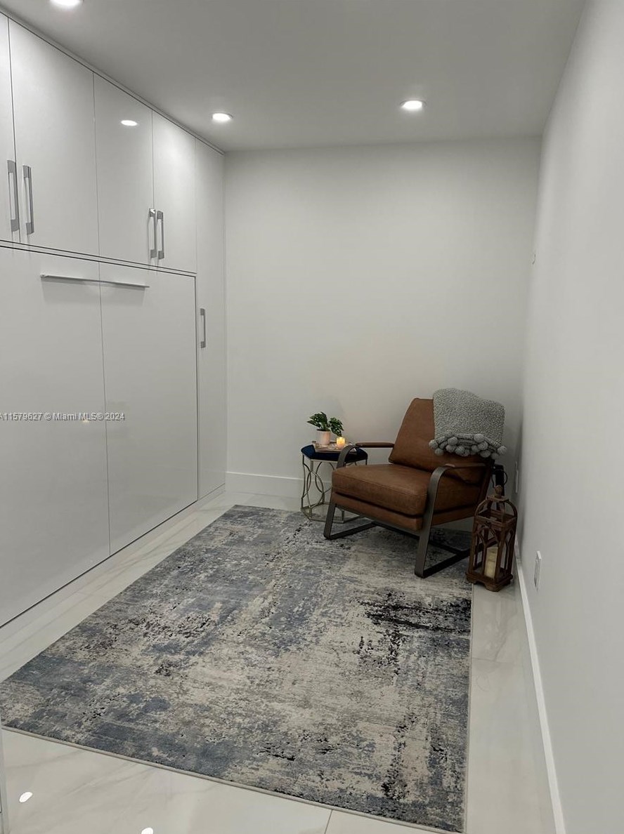 6073 Balboa Cir, Boca Raton FL 33433-8179 exterior