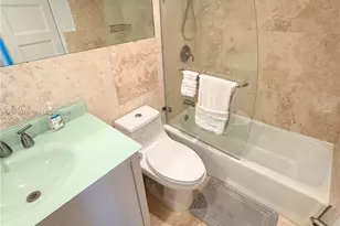 3901 S Ocean Dr, Hollywood, FL 33019 - Photo 29