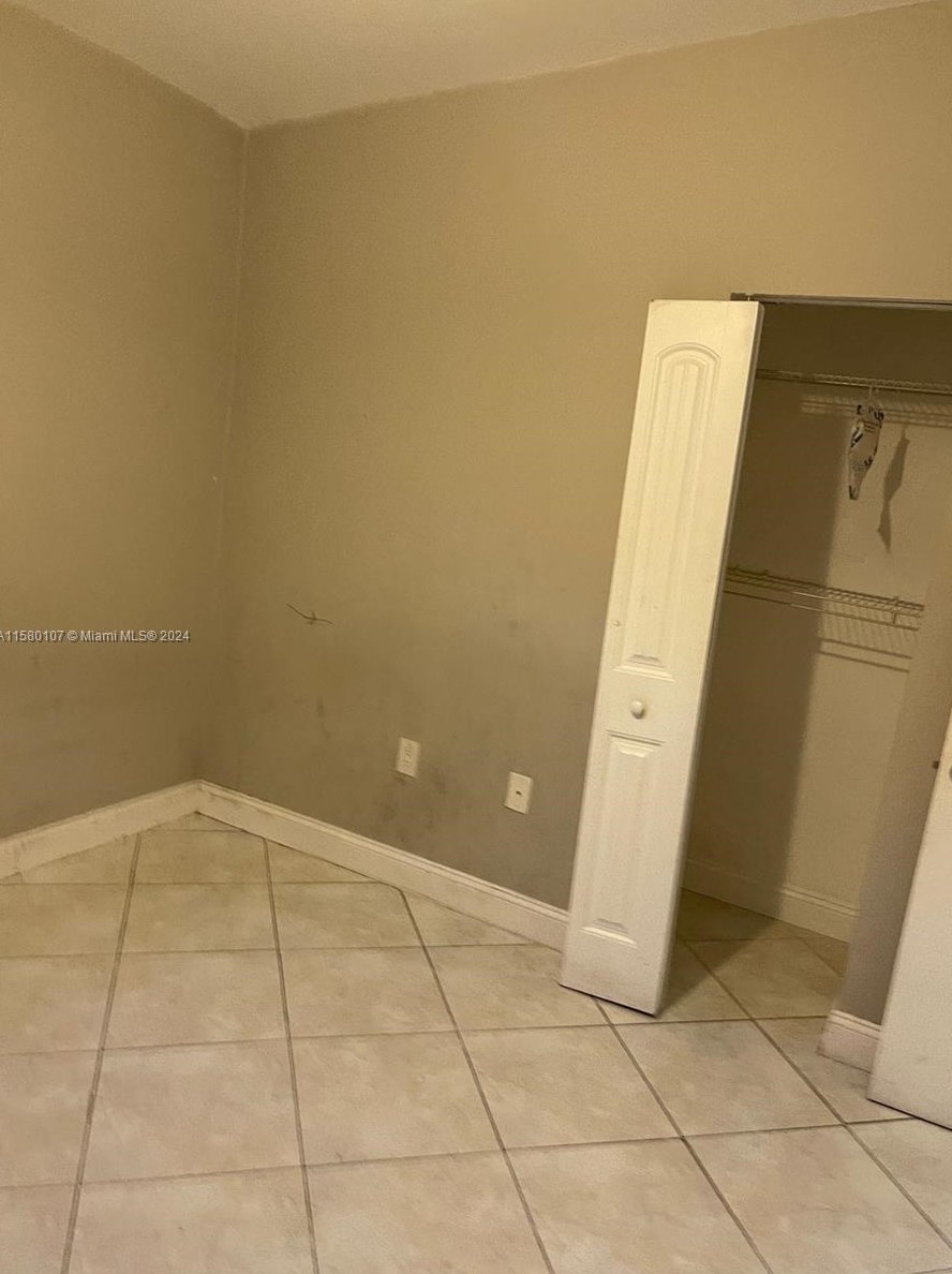 11011 224 St, Miami FL 33170-4848 exterior