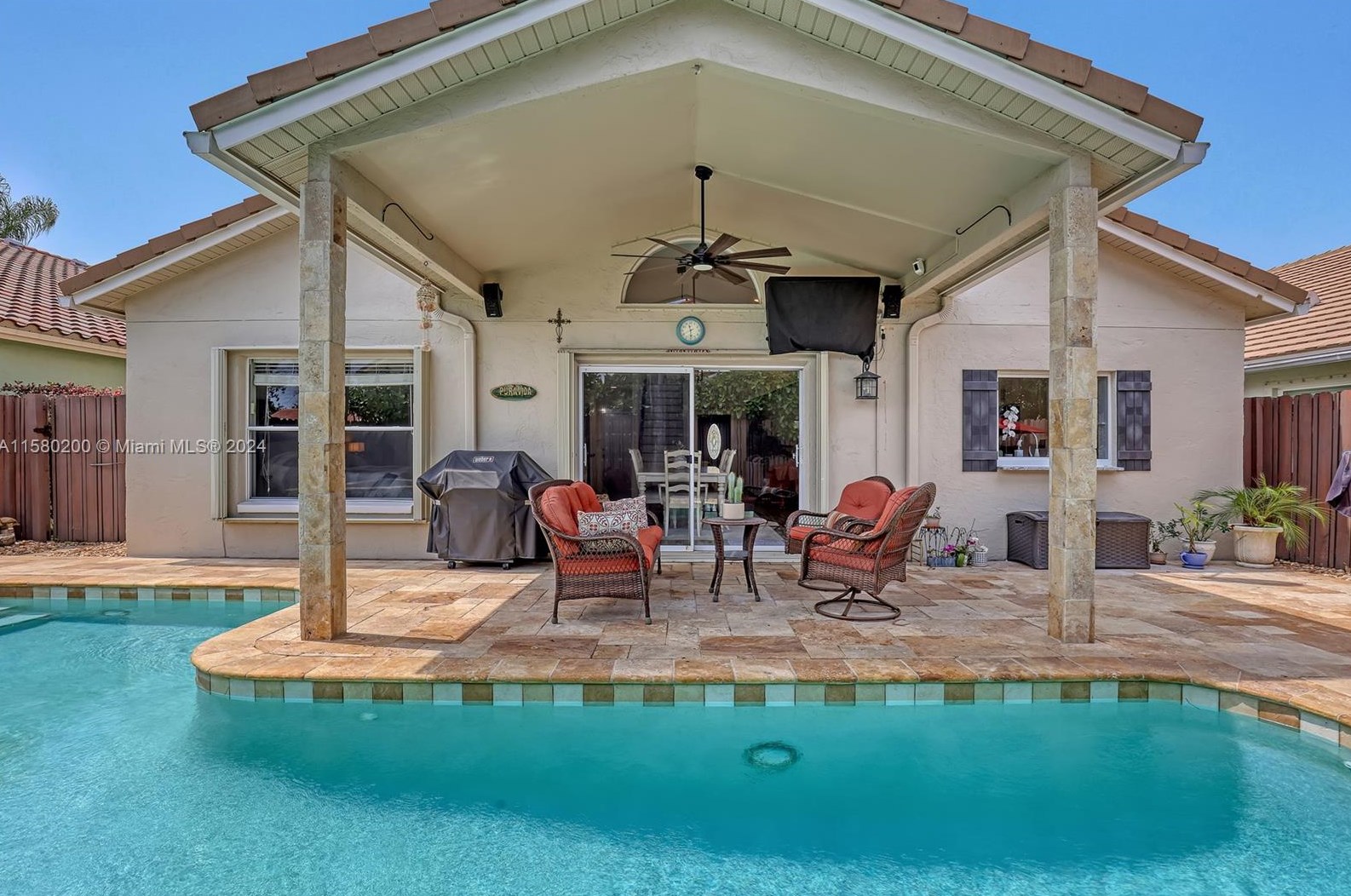 147 Stonebriar Blvd, Jupiter FL 33458-8152 exterior