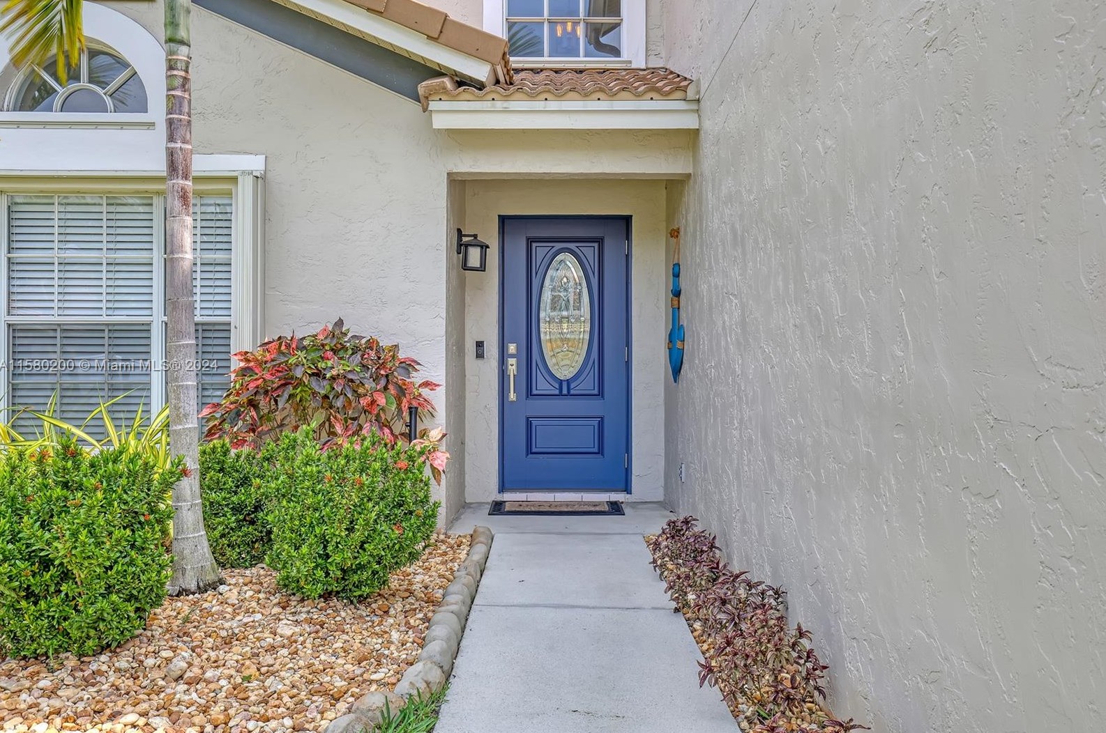 147 Stonebriar Blvd, Jupiter FL 33458-8152 exterior