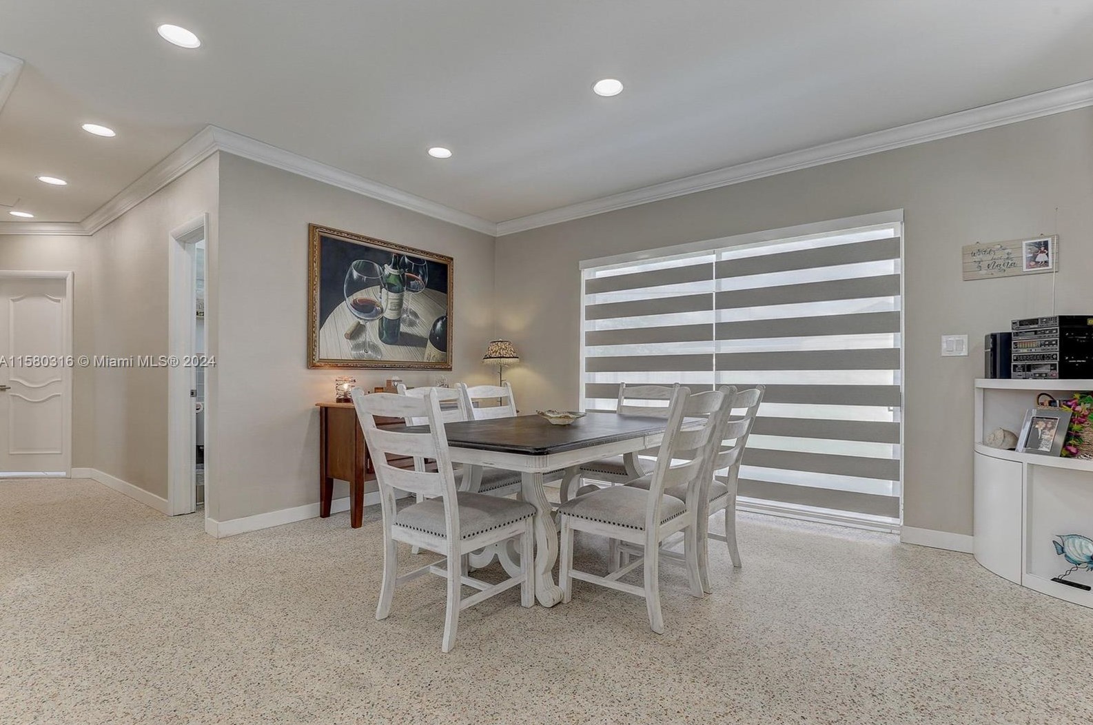 4660 8th Ct, Hialeah FL  33012-3512 exterior