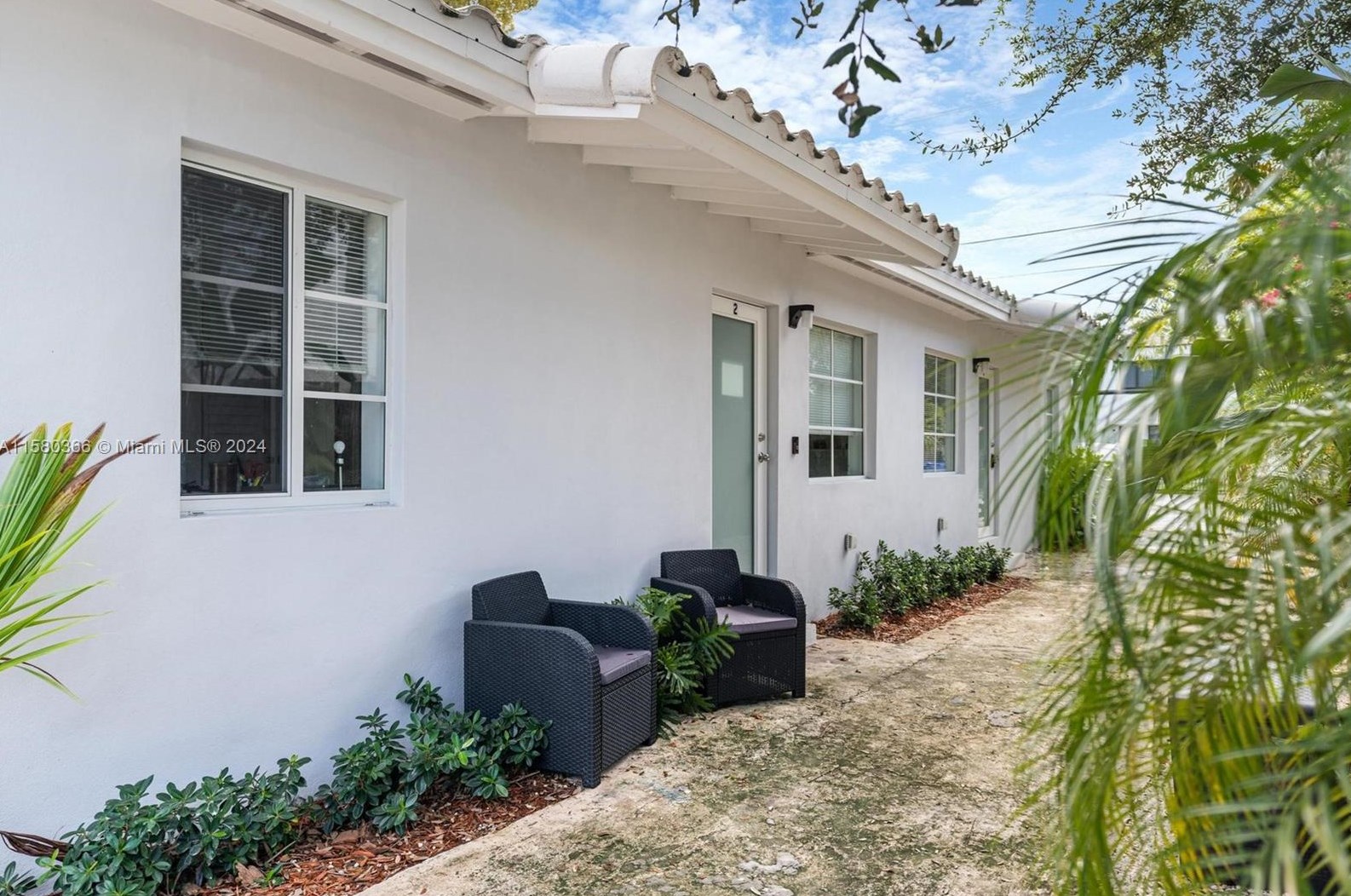 515 67th St, Miami FL  33138-5620 exterior