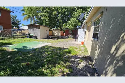 2114 NW 5th St, Pompano Beach, FL 33069 - Photo 17