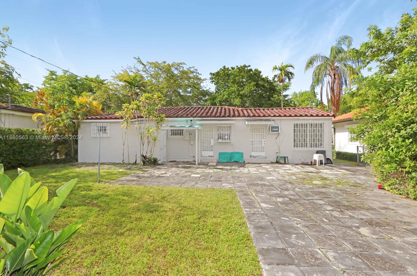 505 Zamora Ave, Miami FL 33134-4047 exterior