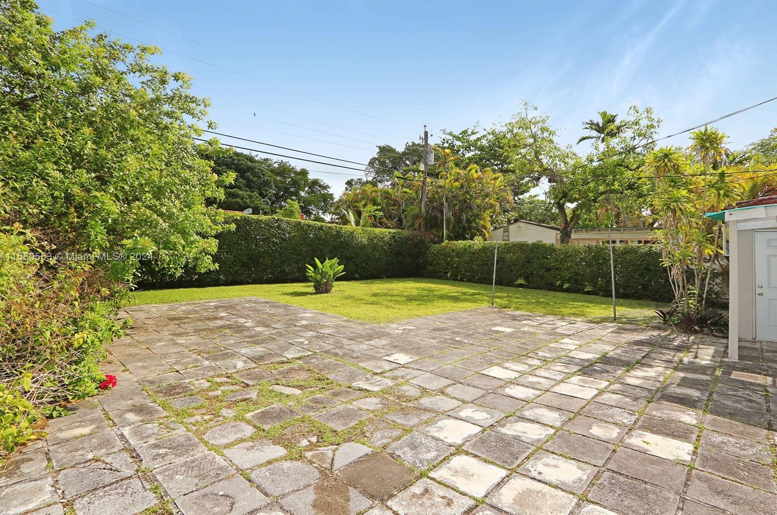 505 Zamora Ave, Miami FL 33134-4047 exterior