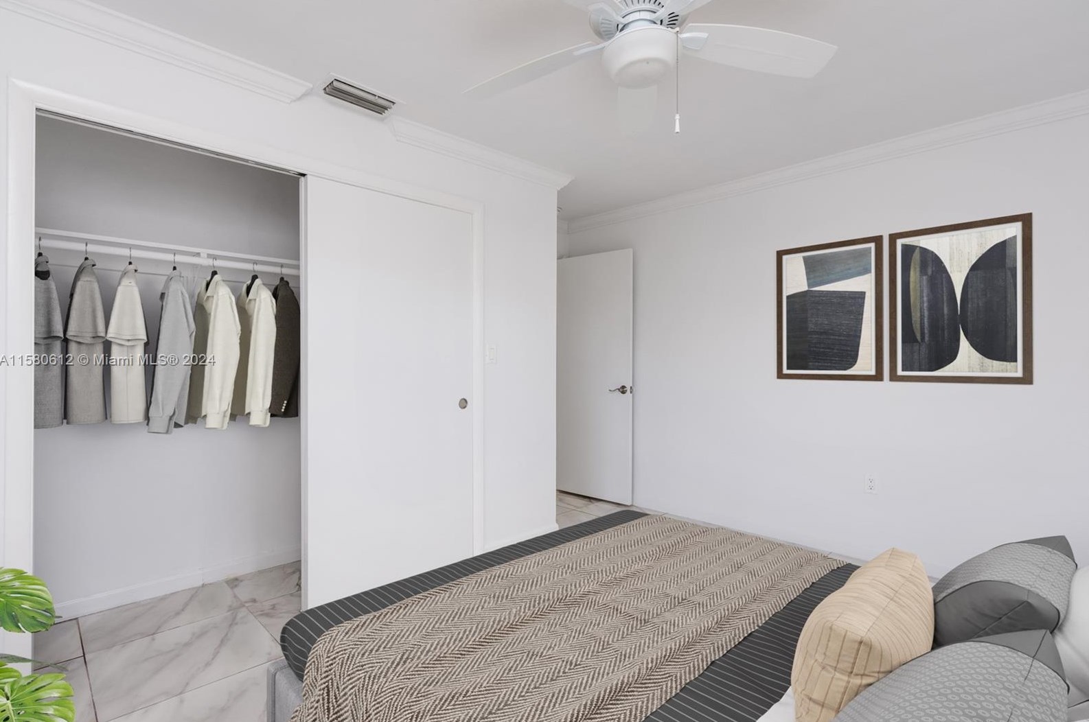 221 46th Ave, Hollywood FL 33023-5540 exterior