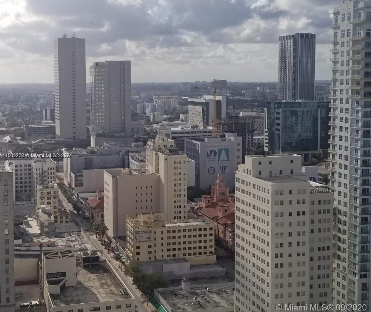 50 Biscayne Blvd, Miami FL 33132-2905 exterior