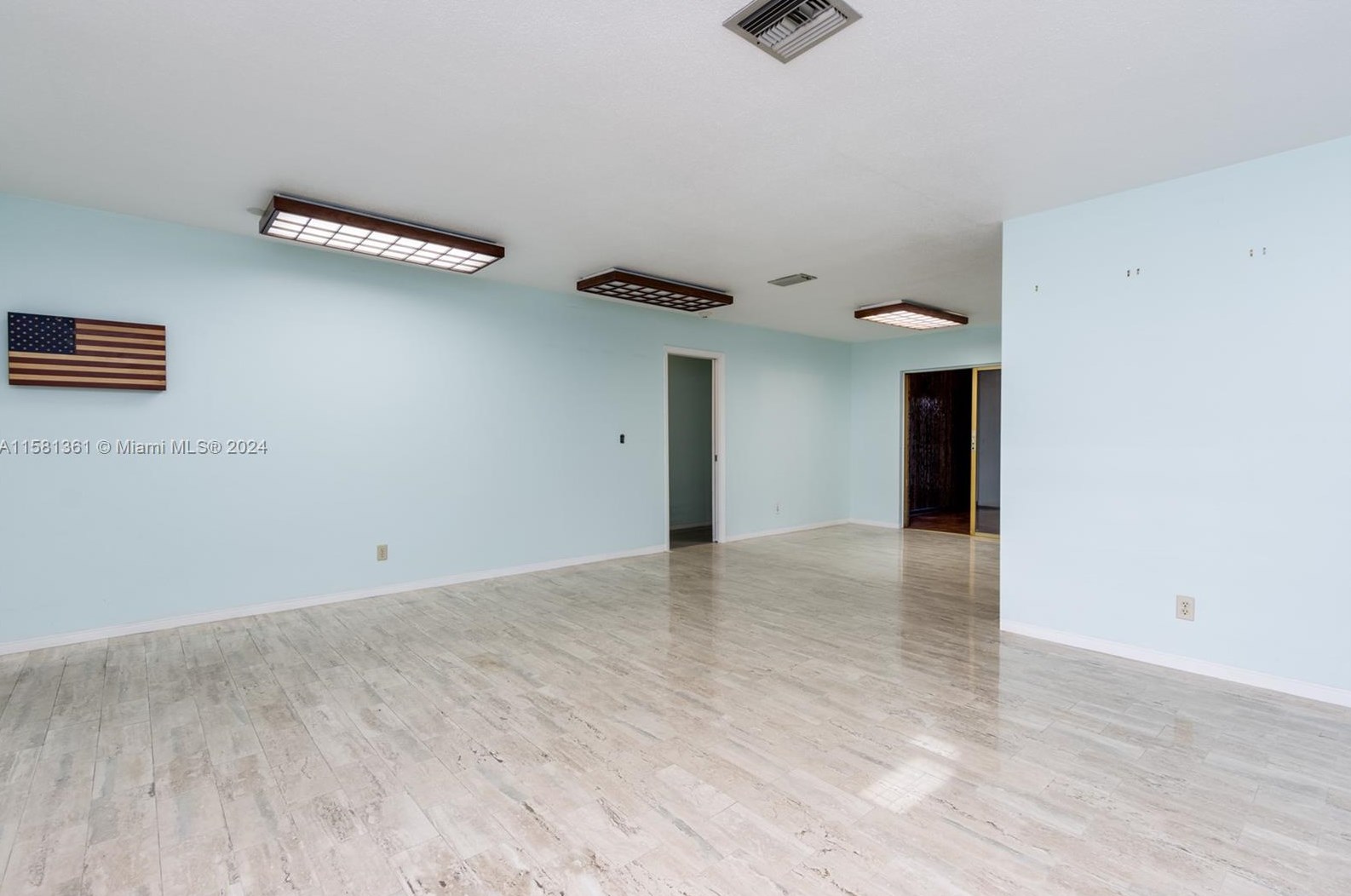 2131 53 Ave, Hollywood FL 33021-2336 exterior