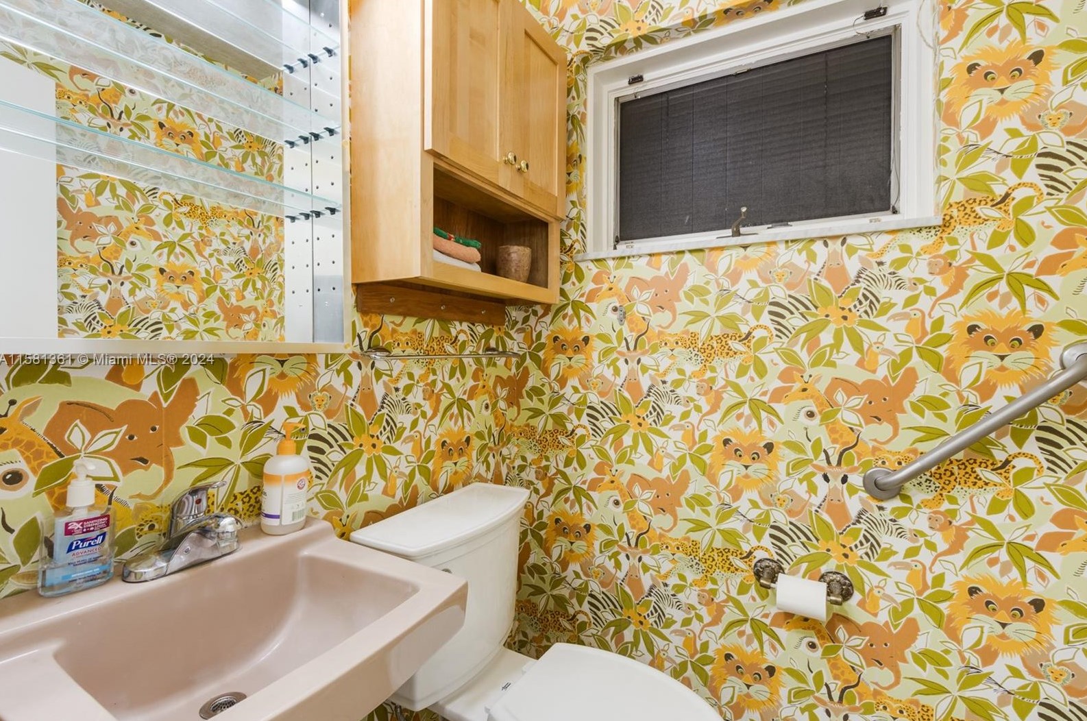 2131 53 Ave, Hollywood FL 33021-2336 exterior