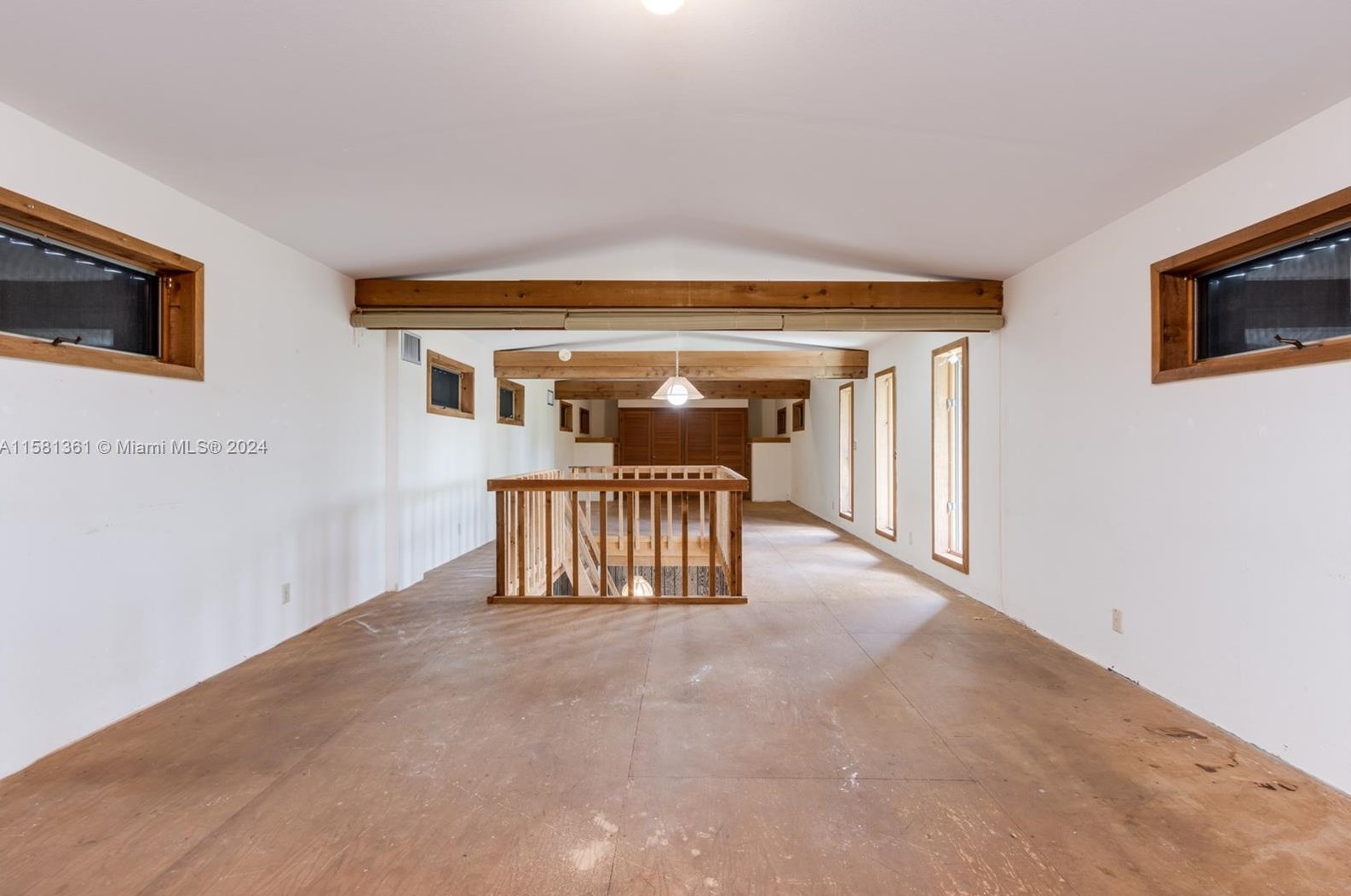 2131 53 Ave, Hollywood FL 33021-2336 exterior