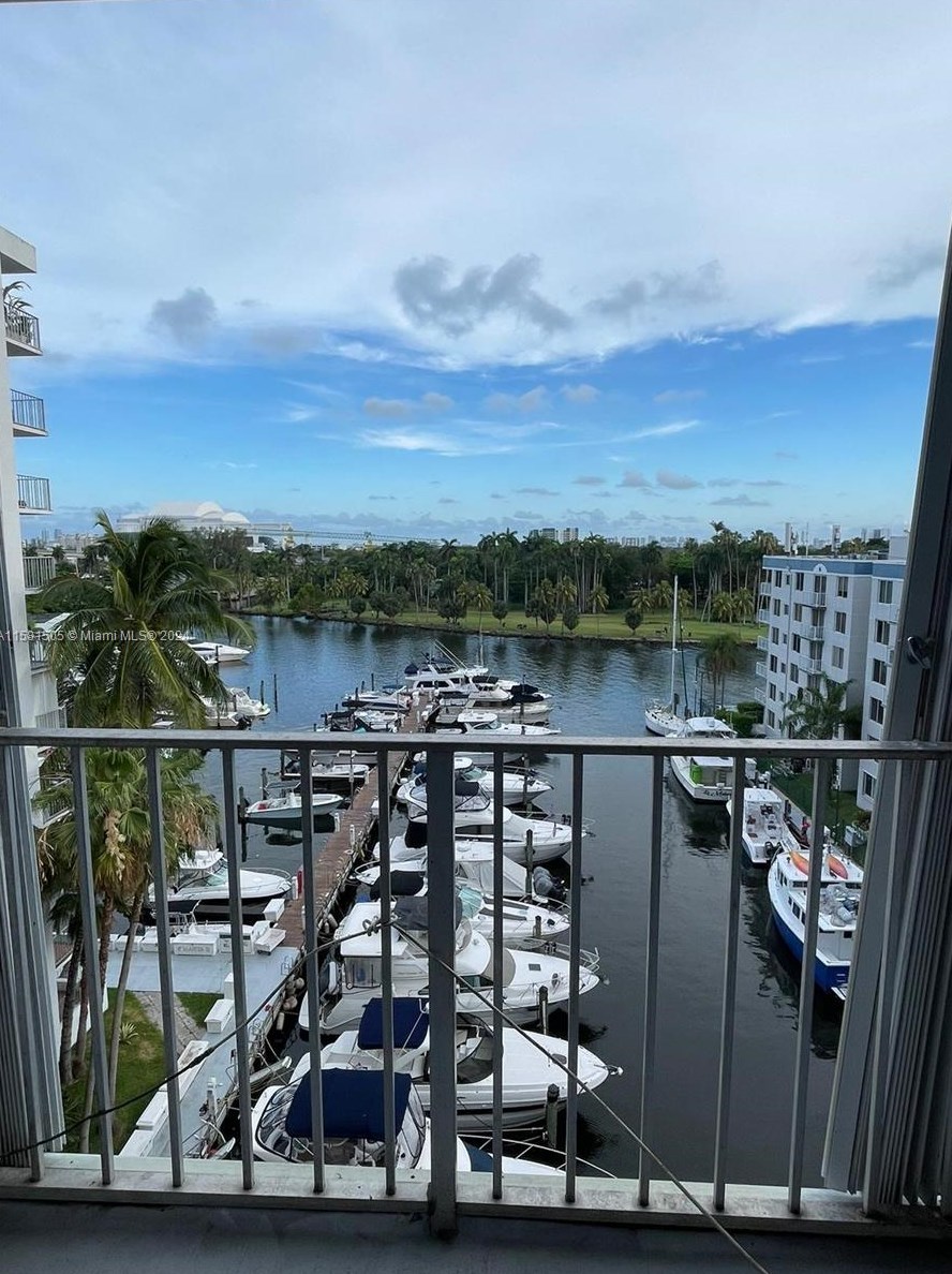 1700 River Dr, Miami FL  33125 exterior