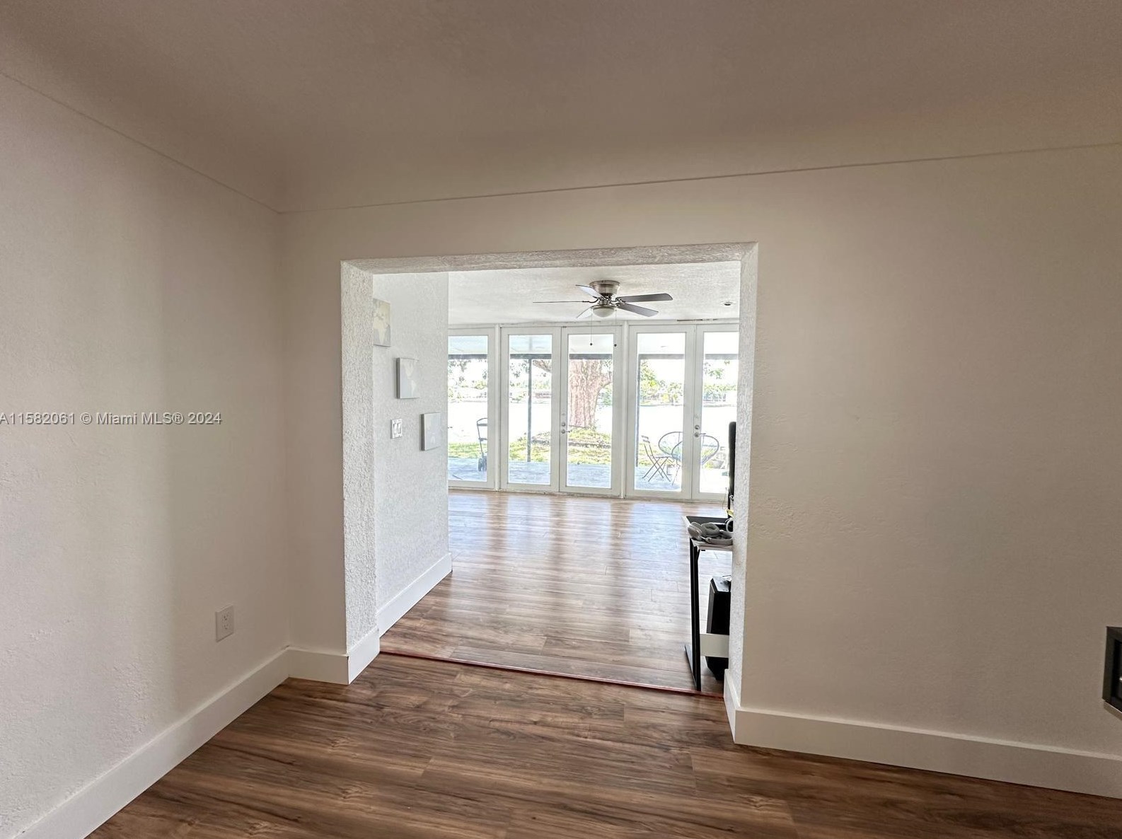 6756 Dogwood Dr, Hollywood FL 33023-4849 exterior