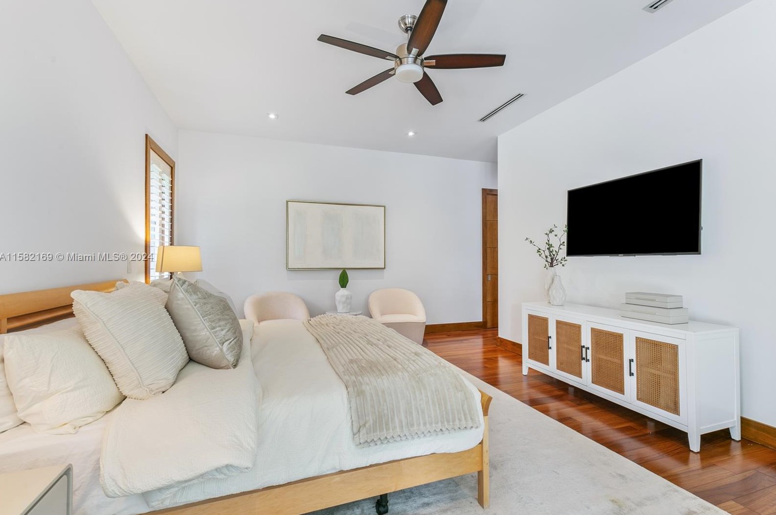 5764 54 Ter, Miami FL 33165-6728 exterior