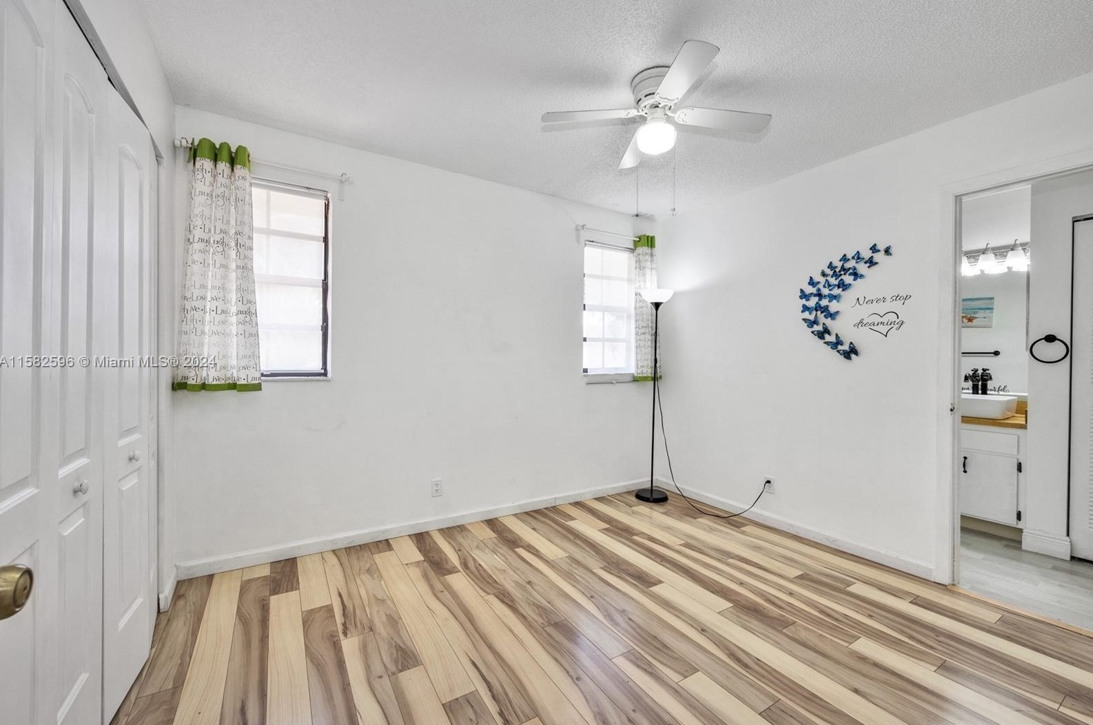 3437 Foxcroft Rd, Hollywood FL  33025-4169 exterior