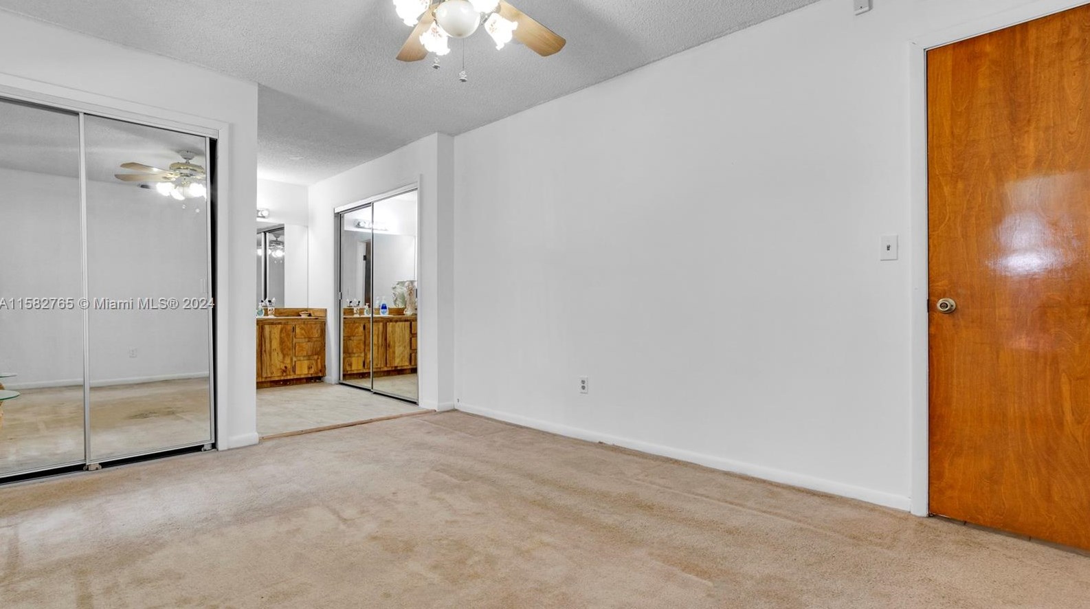 200 Melrose Dr, Miami FL 33166-5034 exterior