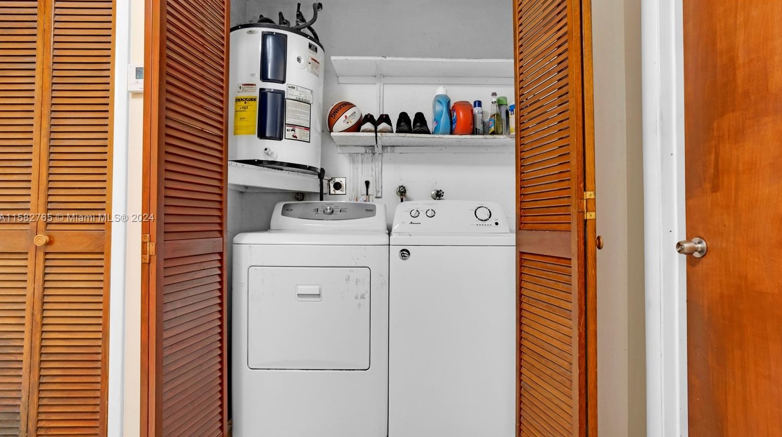 200 Melrose Dr, Miami FL 33166-5034 exterior