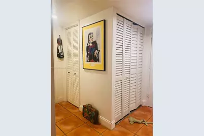 345 Ocean Dr #307, Miami Beach, FL 33139 - Photo 17