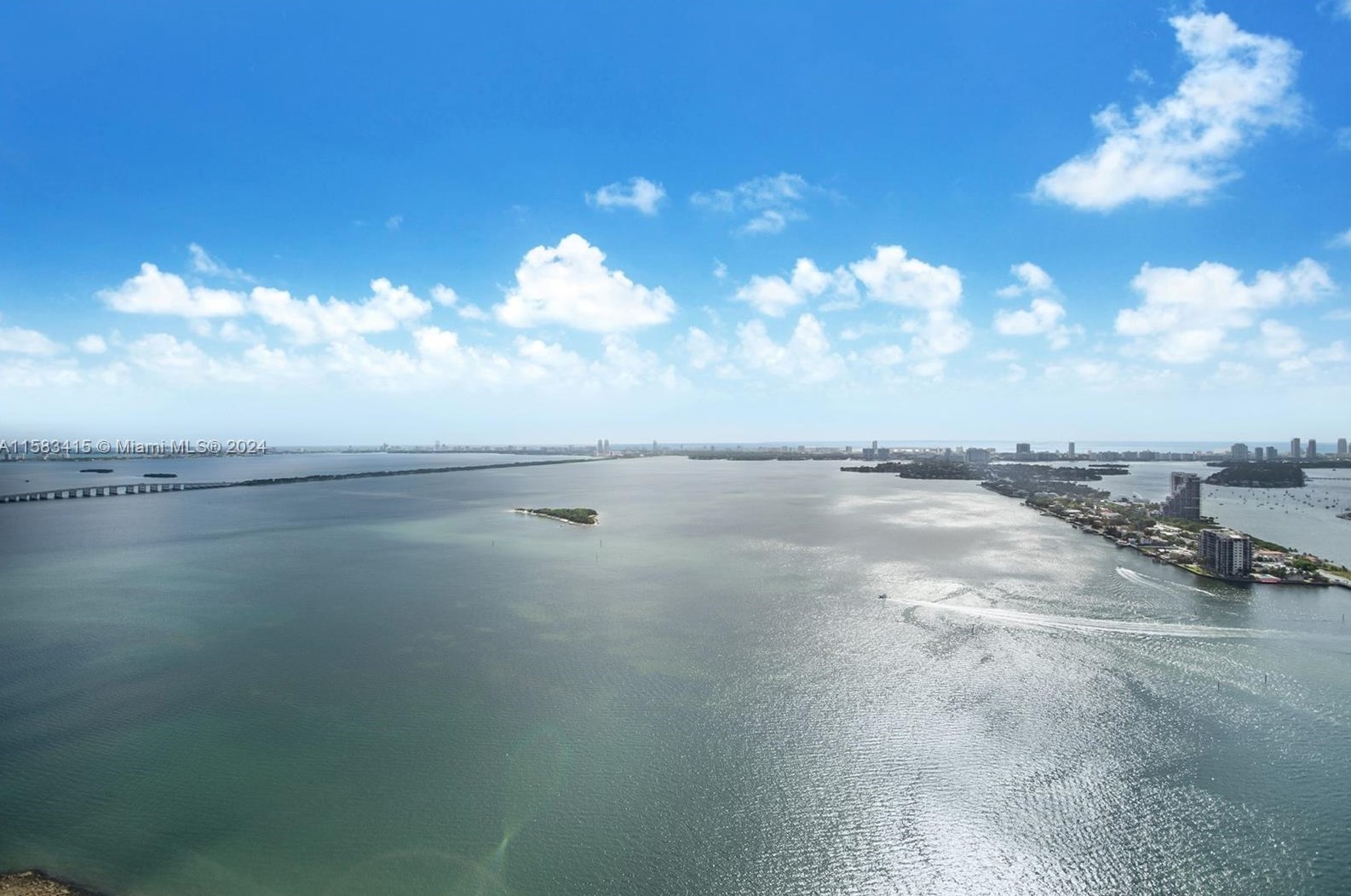 488 18th St, Miami FL  33132 exterior