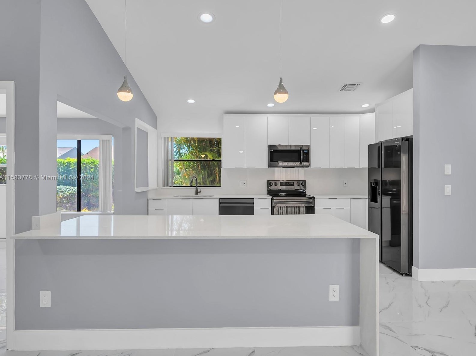 2622 13th St, Delray Beach FL  33445-1327 exterior