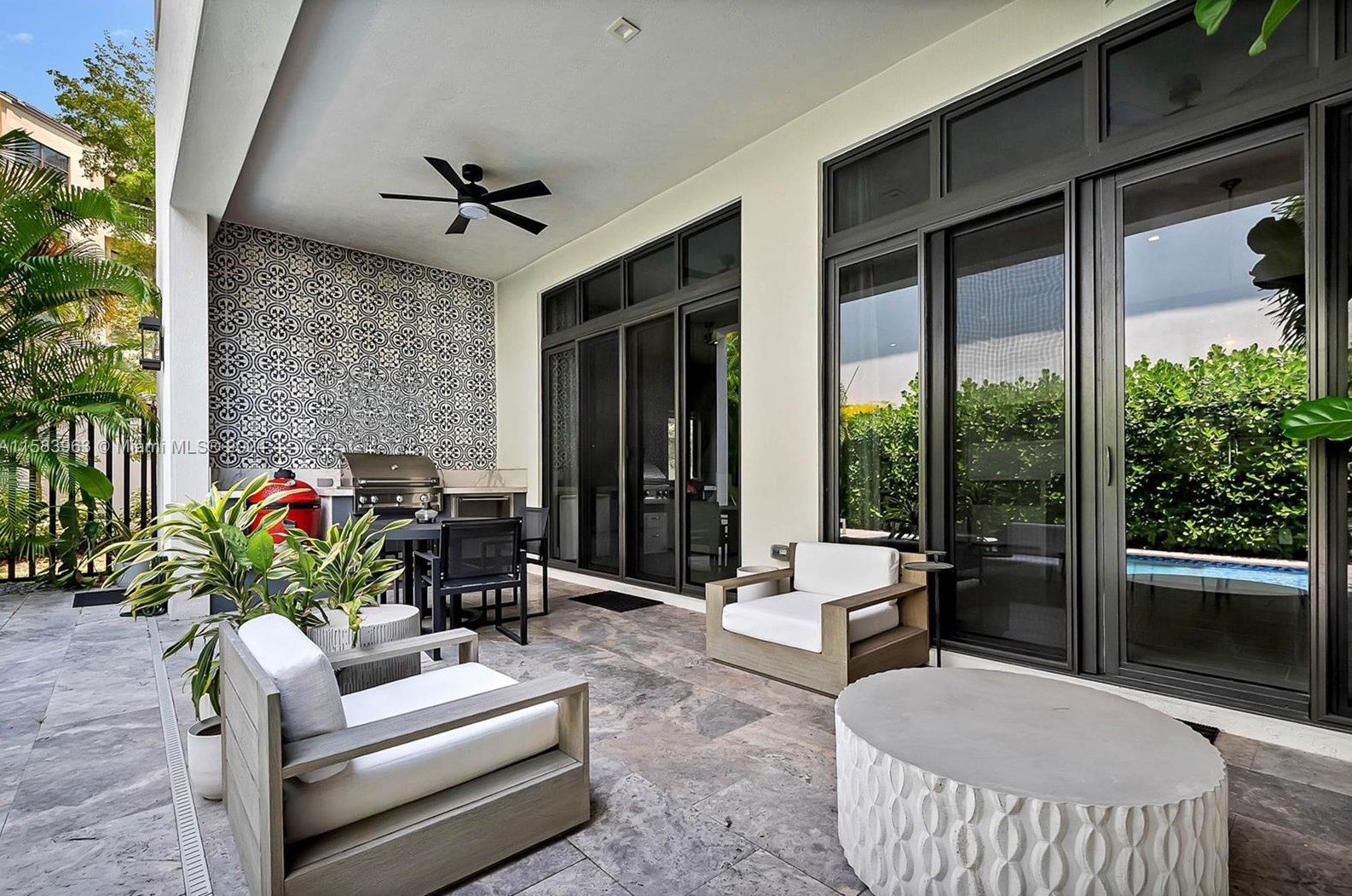 8175 48 Ter, Miami FL 33165-6120 exterior