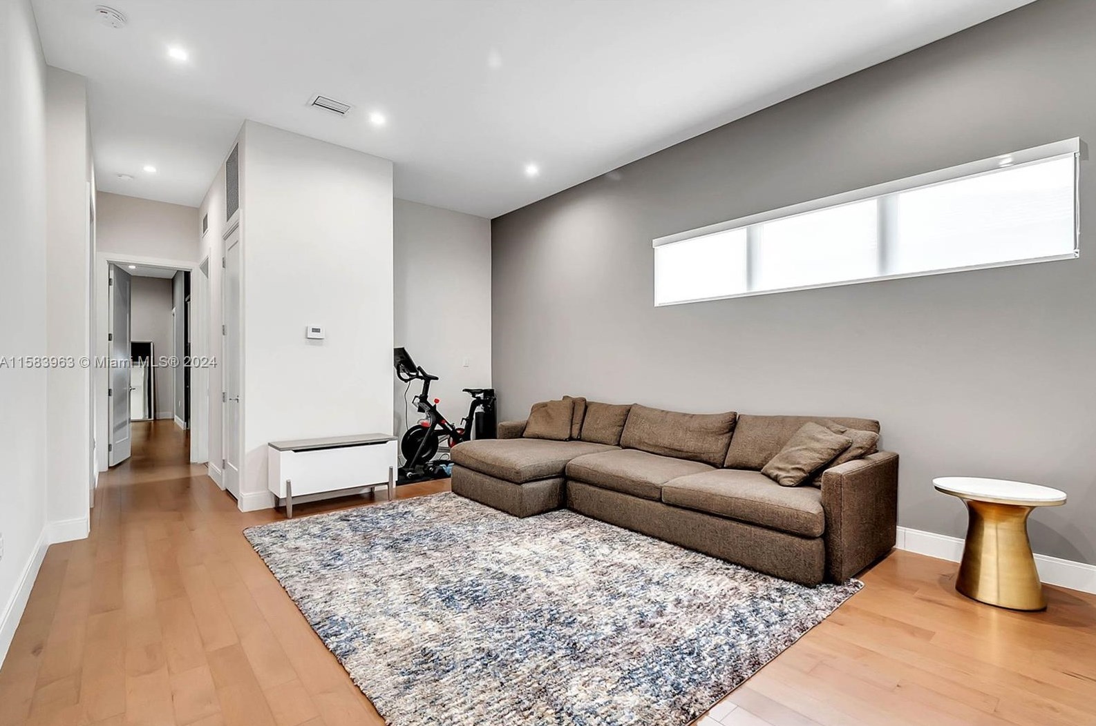 8175 48 Ter, Miami FL 33165-6120 exterior