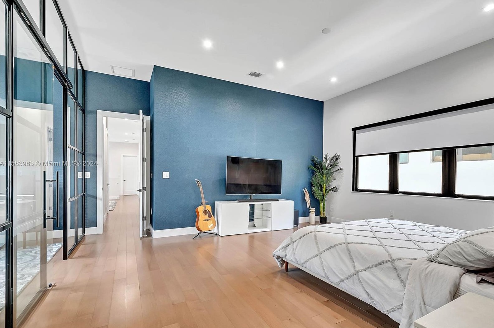 8175 48 Ter, Miami FL 33165-6120 exterior