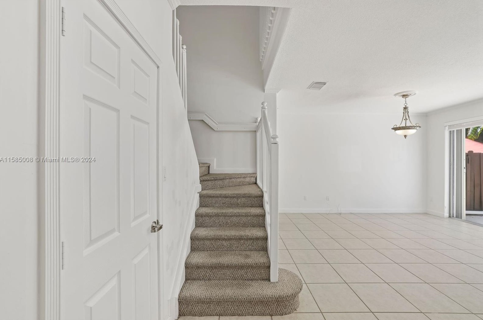 10970 48 Ter, Miami FL 33175-4328 exterior