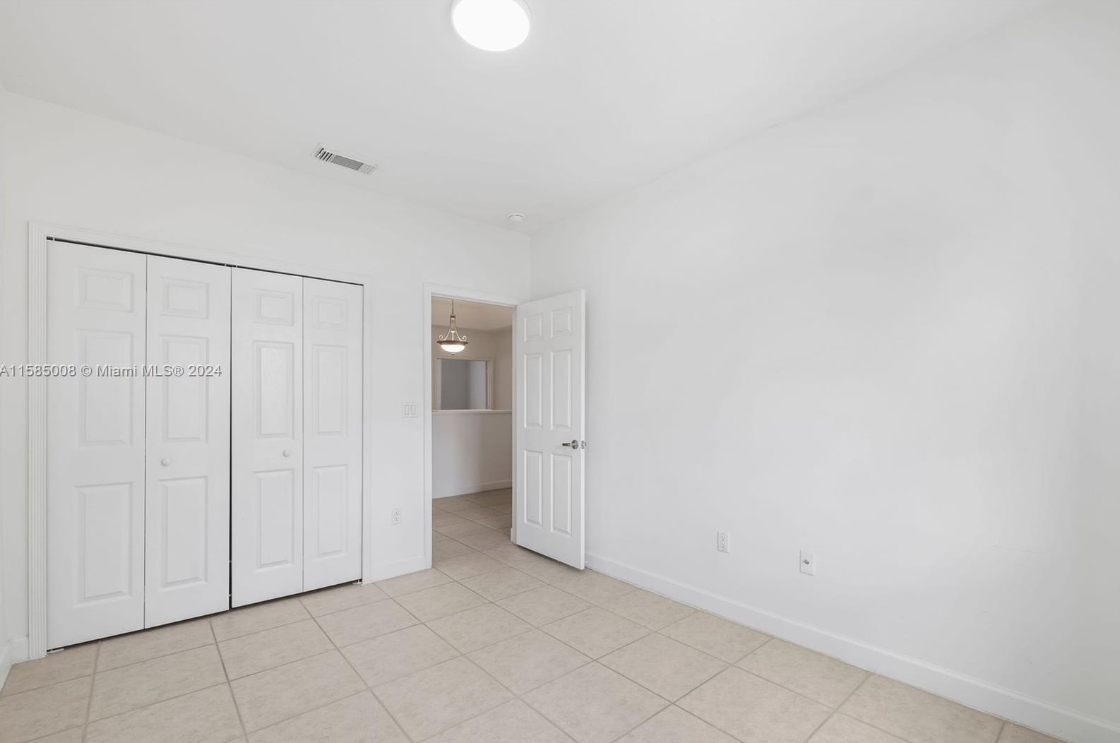 10970 48 Ter, Miami FL 33175-4328 exterior