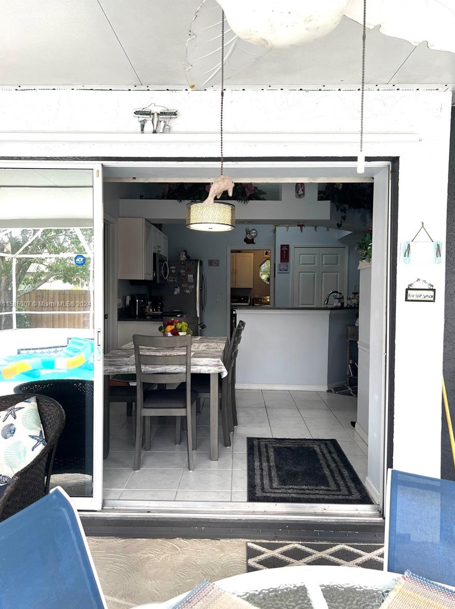 131 Friar St, Fort Pierce FL  34983-1564 exterior